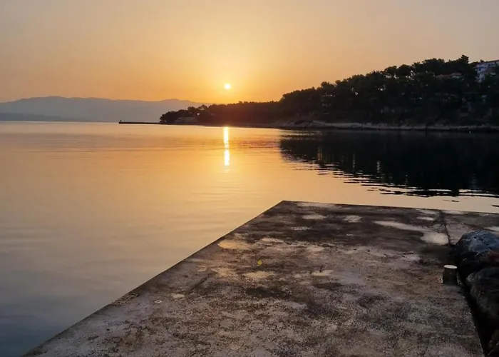 Santa Maria Hvar With Jacuzzi Jelsa (Hvar)