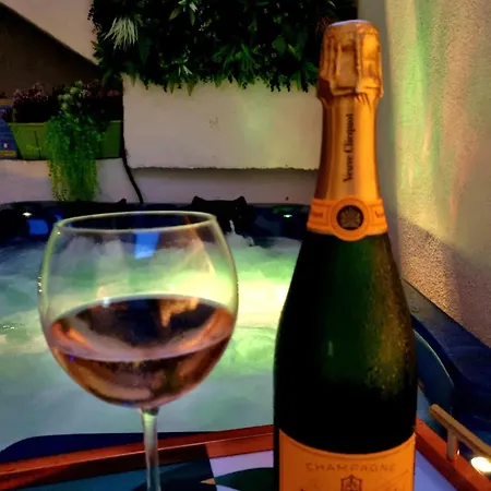 Santa Maria Hvar With Jacuzzi Lejlighed Jelsa (Hvar)