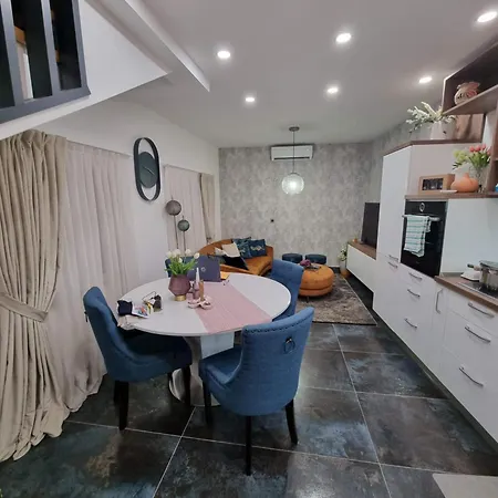 Lejlighed Santa Maria Hvar With Jacuzzi