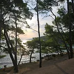 Apartamento Santa Maria Hvar With Jacuzzi