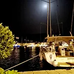 Apartamento Santa Maria Hvar With Jacuzzi Jelsa (Hvar)