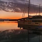 Apartamento Santa Maria Hvar With Jacuzzi Jelsa (Hvar)