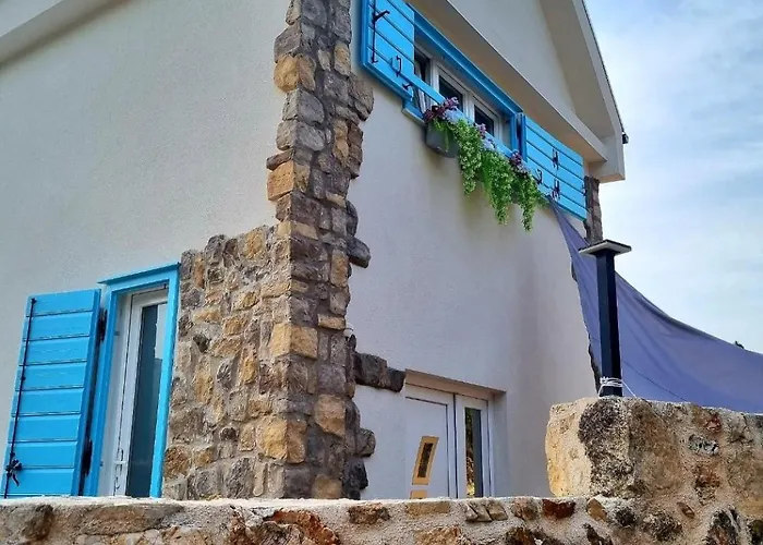 Santa Maria Hvar With Jacuzzi شقة ييلسا